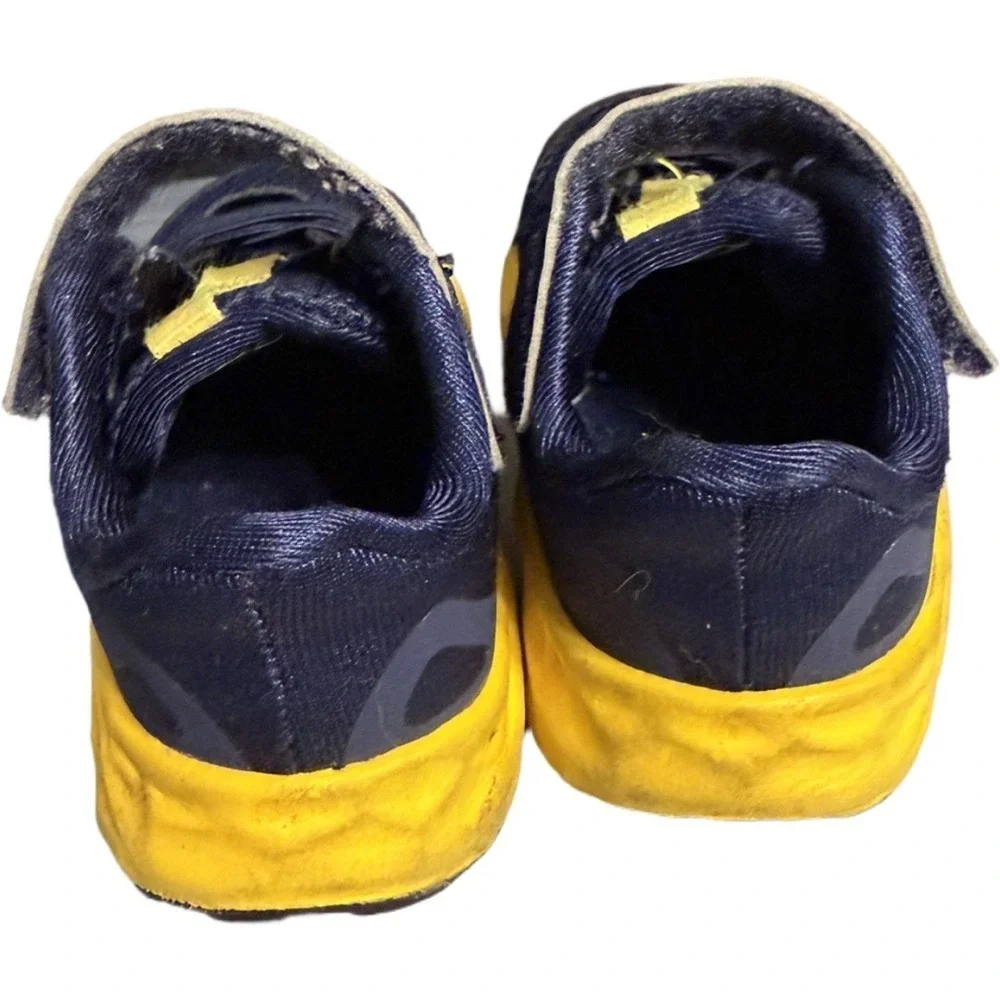 New Balance Toddler Boys Navy Orange Sneakers Tennis Shows Size 6 Walking